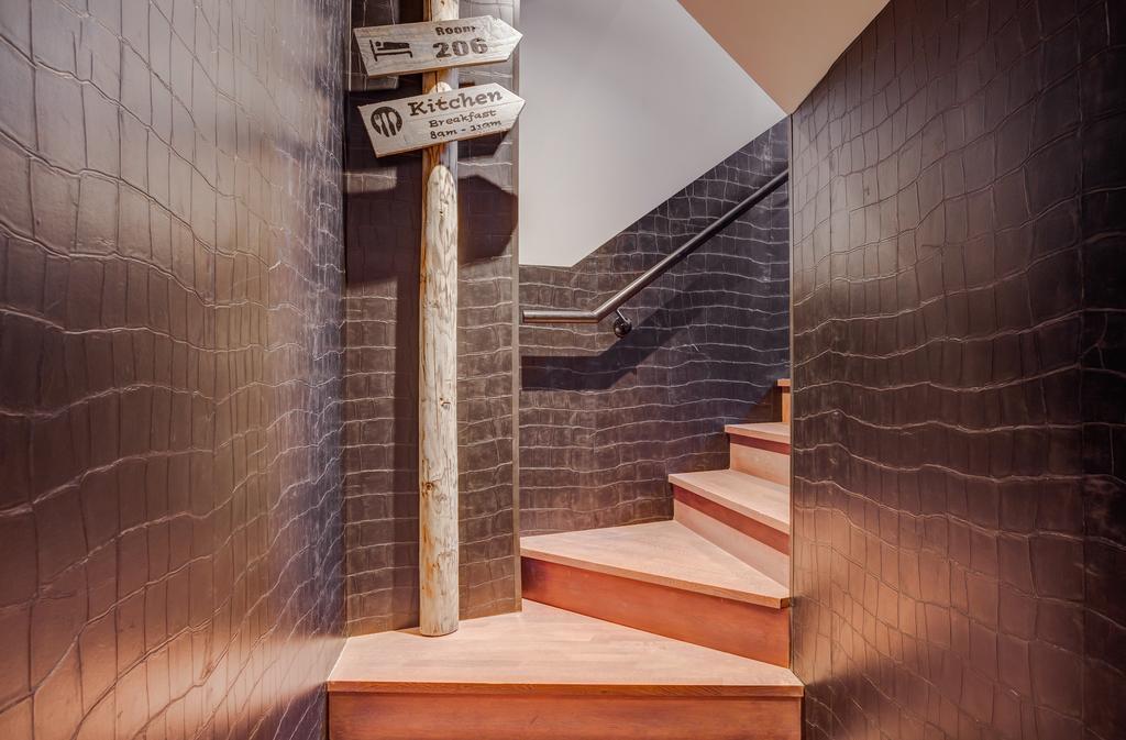 Cube Hostel ルーベン エクステリア 写真