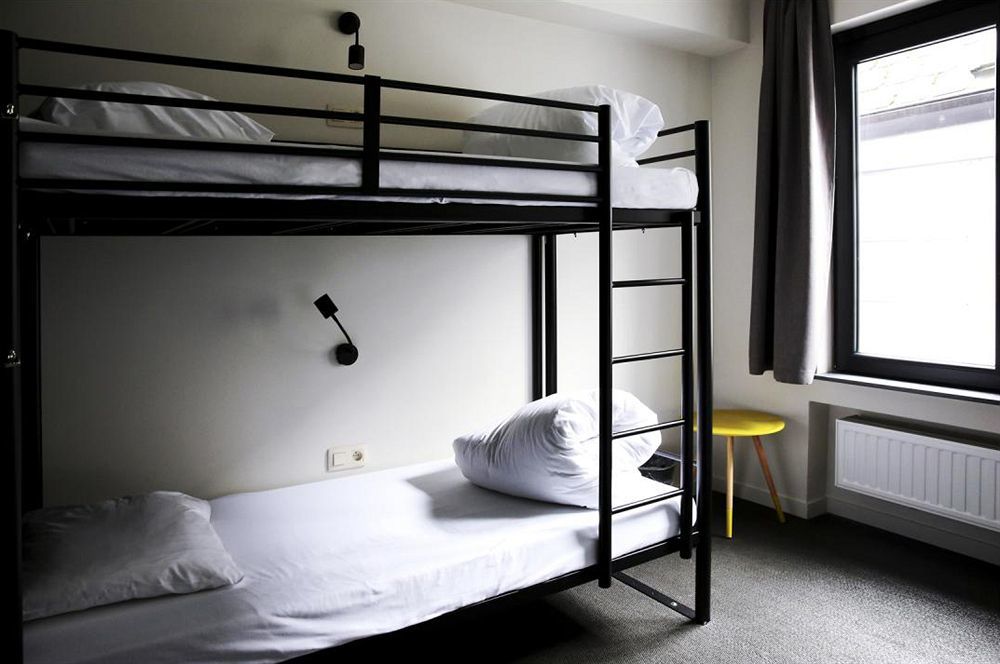 Cube Hostel ルーベン エクステリア 写真