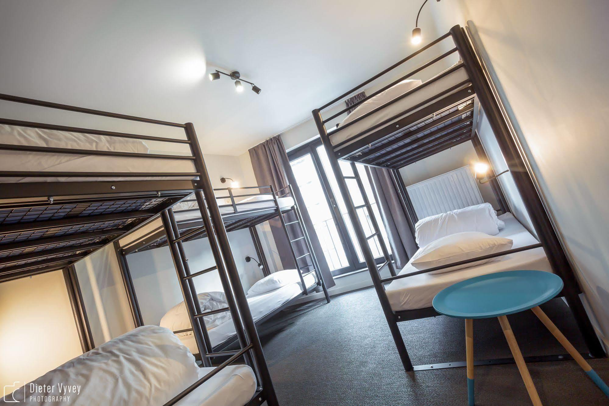 Cube Hostel ルーベン エクステリア 写真