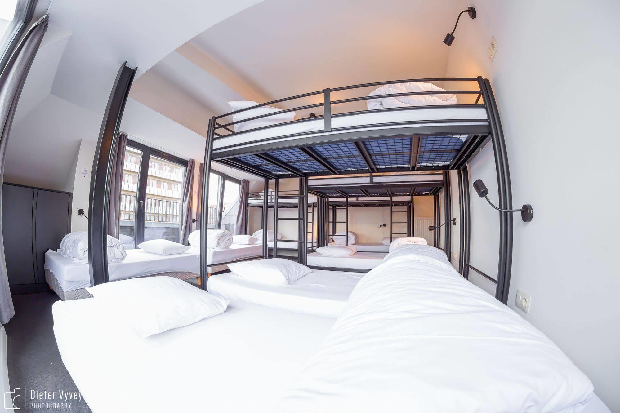 Cube Hostel ルーベン エクステリア 写真